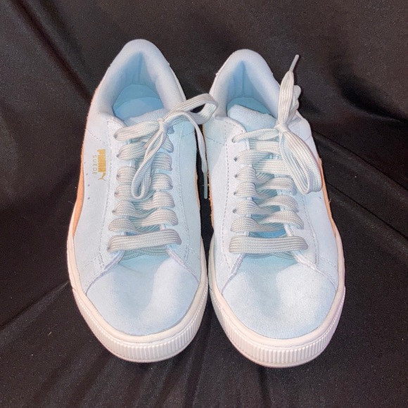 Puma - Picture 2 of 5